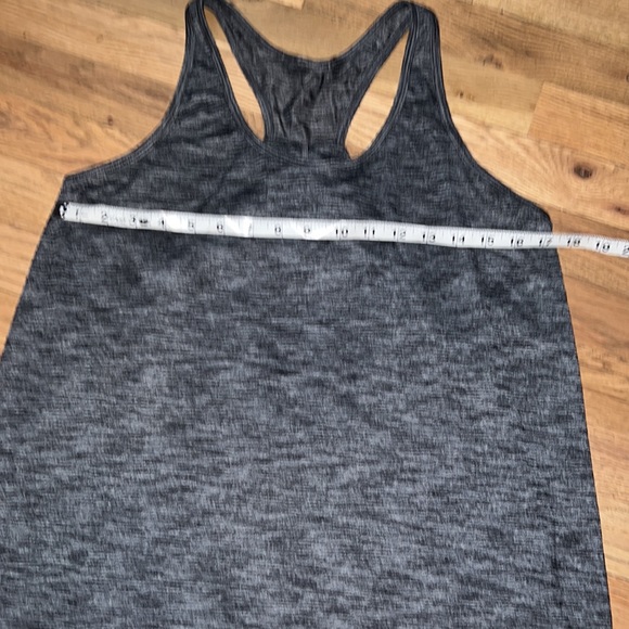 Lululemon Athetica Racerback Tank Size 8/10 - Picture 4 of 7